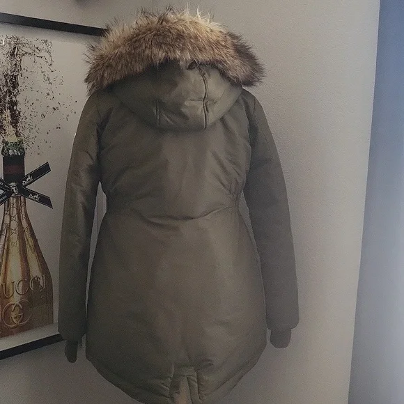 MICHAEL Michael Kors Olive Puffer Coat with Faux Fur Hood - Picture 7 of 9